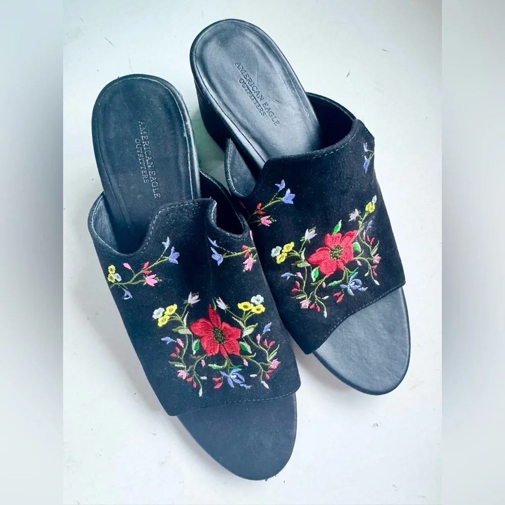 American Eagle heels 👠 size 10
